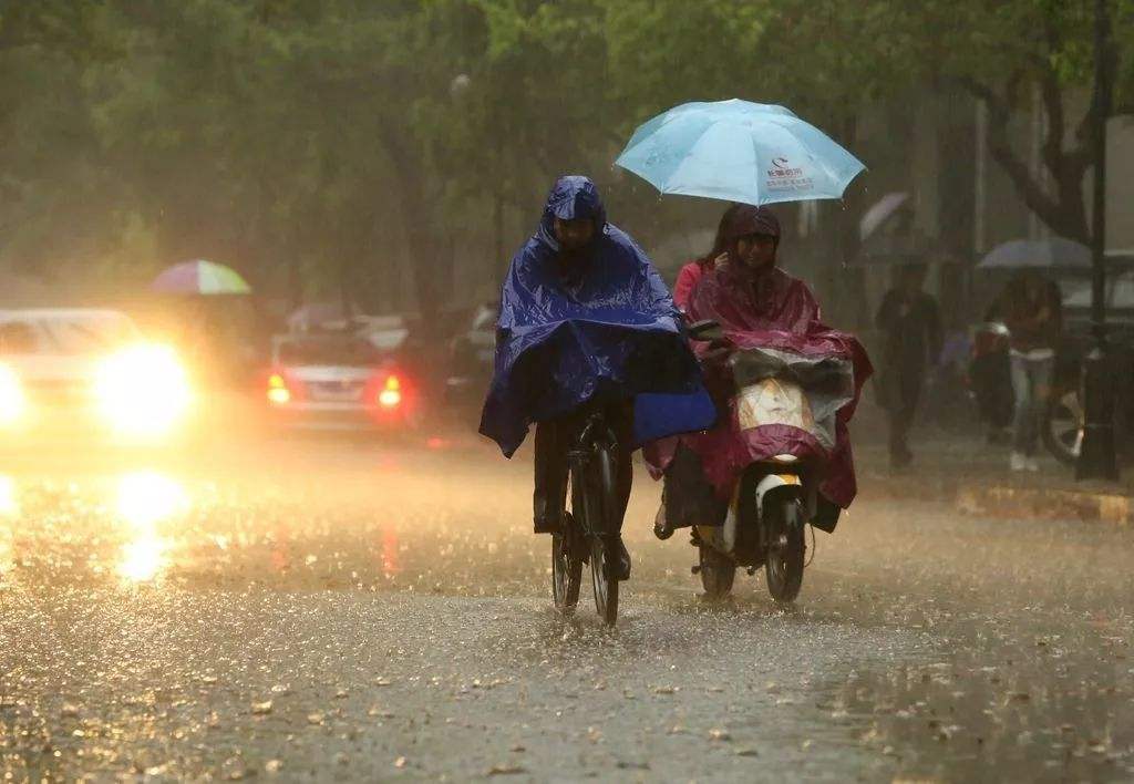 风雨交加造句