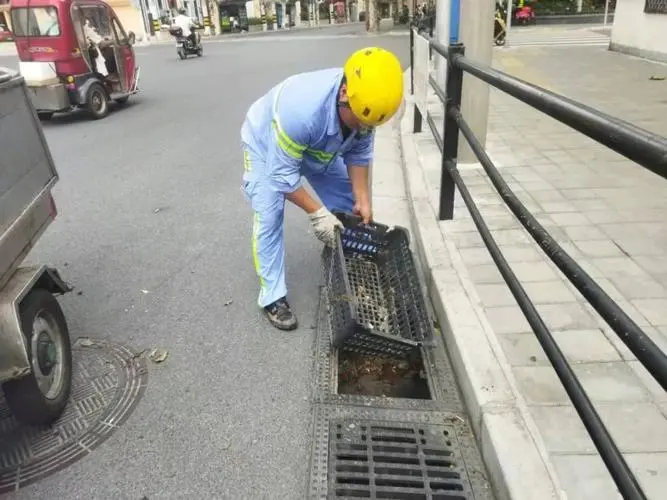 14级强台风将至，暴雨直扑安徽，当地部门采取了哪些防范措施？