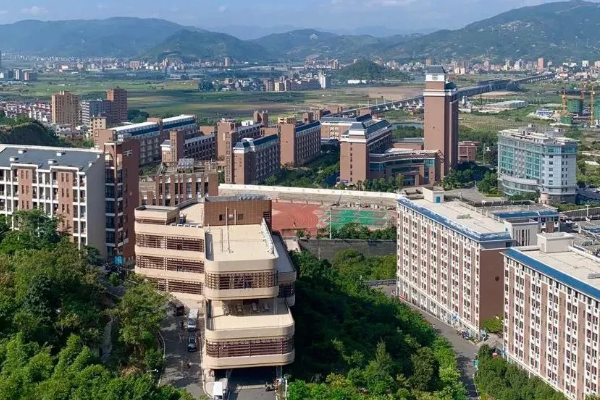 高考400分能上什么样的大学