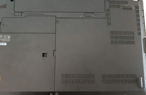 Dell的d630可以换硬盘吗？