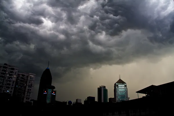 今年来最大规模雷暴大风来袭，会带来多大的地质灾害？