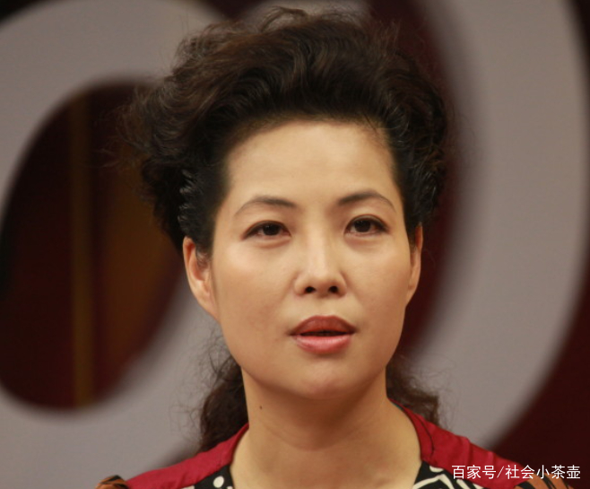 李双江二婚娶了梦鸽，俩人相伴31年不离不弃，当初是如何走到一起的呢？