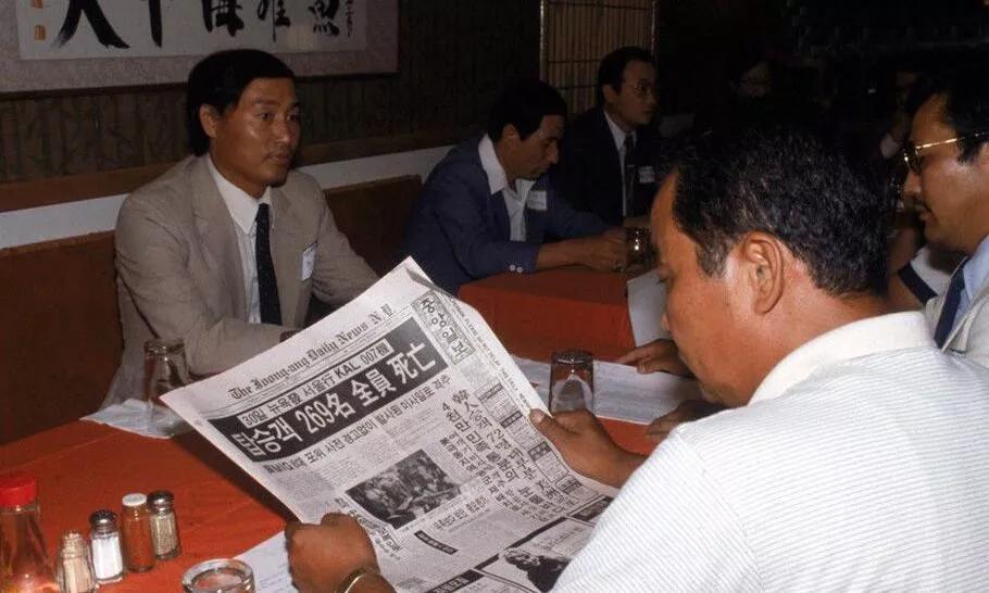 37年前，韩国客机为何被苏联击毁？