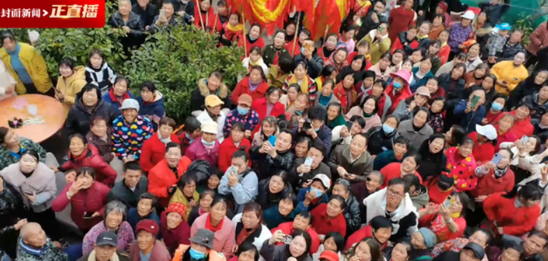 孙卓谈两边父母，说不上谁轻谁重，认完亲之后他会选择跟亲生父母生活吗？