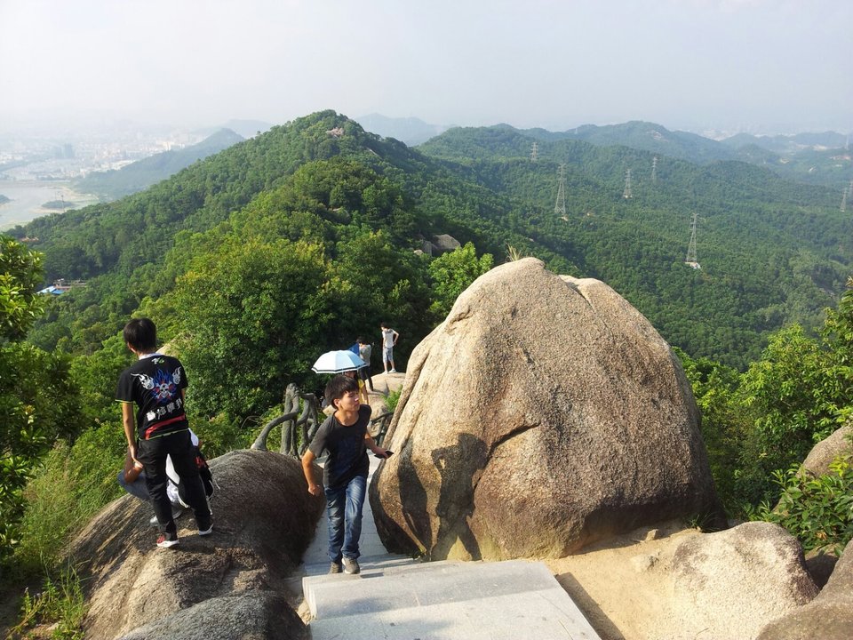 深圳凤凰山有什么好玩的地方