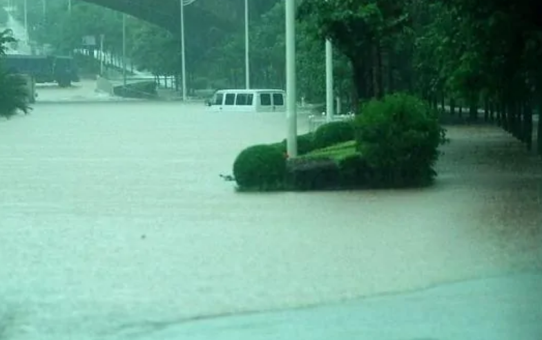 中雨、大雨、暴雨、特大暴雨的雨量分别是多少？