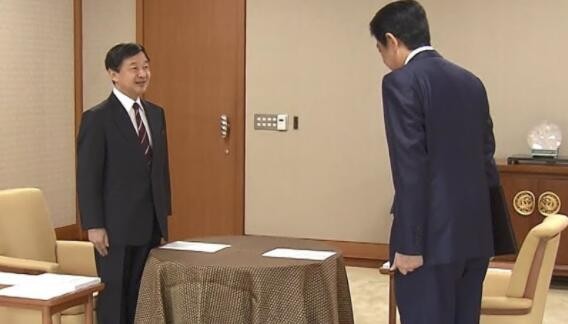 日本天皇能罢免首相吗